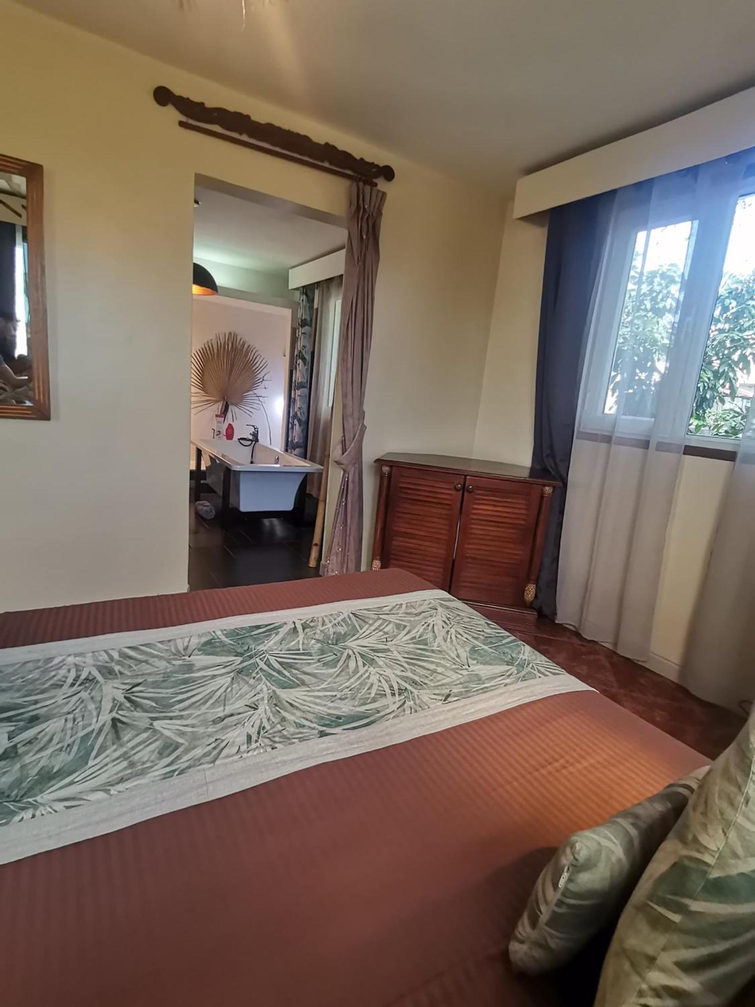 Modern Apartment/3Bedrooms/2Bathrooms/Rooftop/Jacuzzi Pointe aux Sable Dış mekan fotoğraf