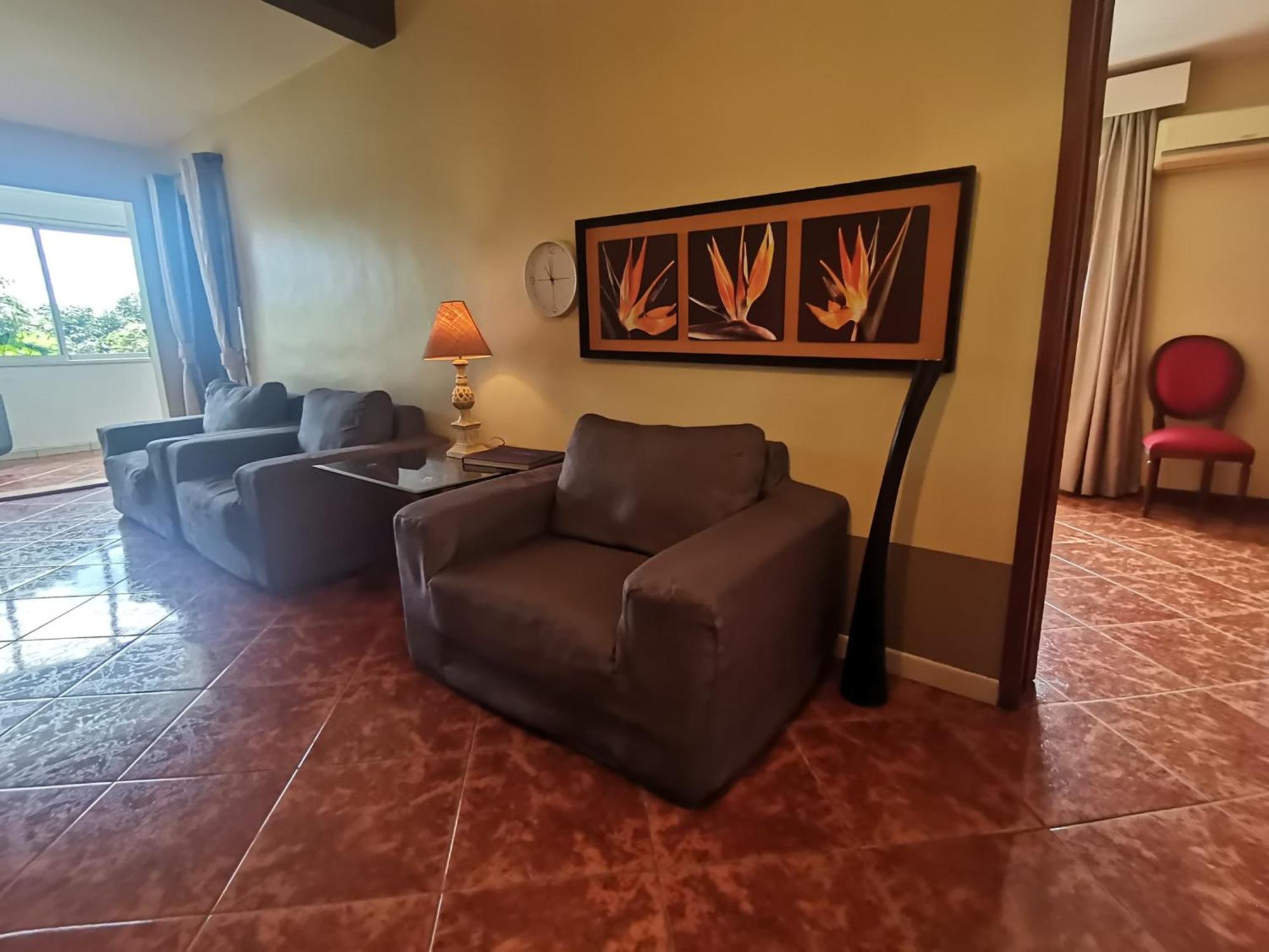 Modern Apartment/3Bedrooms/2Bathrooms/Rooftop/Jacuzzi Pointe aux Sable Dış mekan fotoğraf