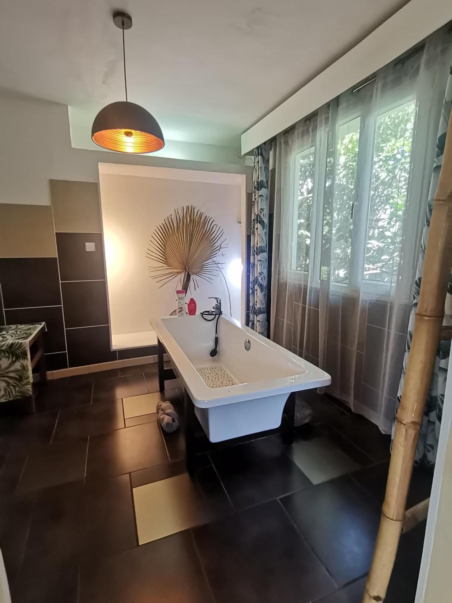 Modern Apartment/3Bedrooms/2Bathrooms/Rooftop/Jacuzzi Pointe aux Sable Dış mekan fotoğraf